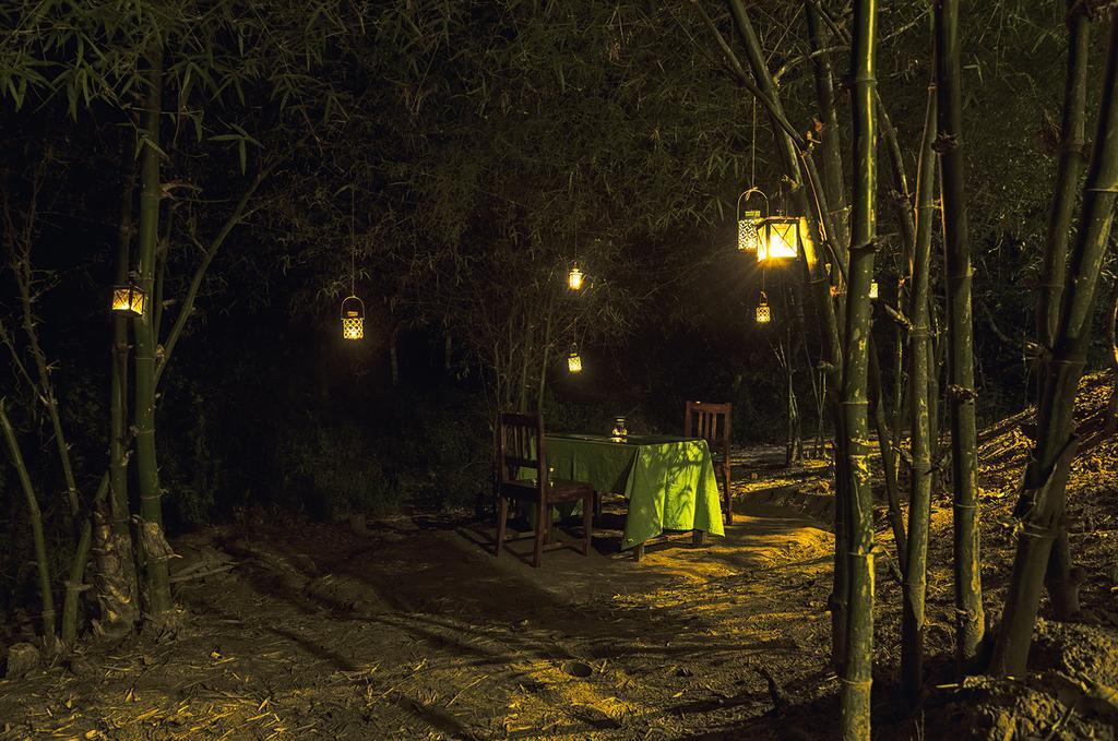 ホテルTalking Trees Panamaram エクステリア 写真